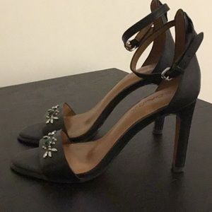 Coach sandals size 8